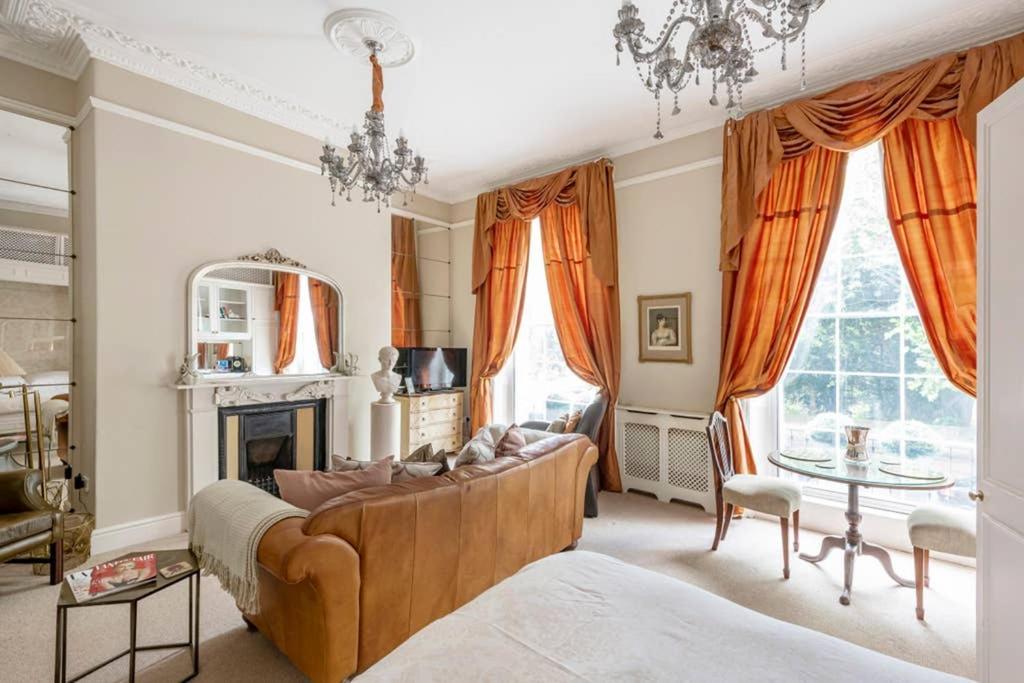 Appartamento Beautiful Studio With Private Outside Terrace Bath Esterno foto