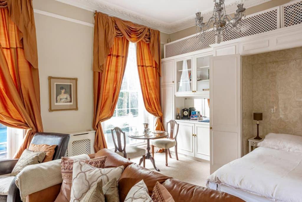 Appartamento Beautiful Studio With Private Outside Terrace Bath Esterno foto